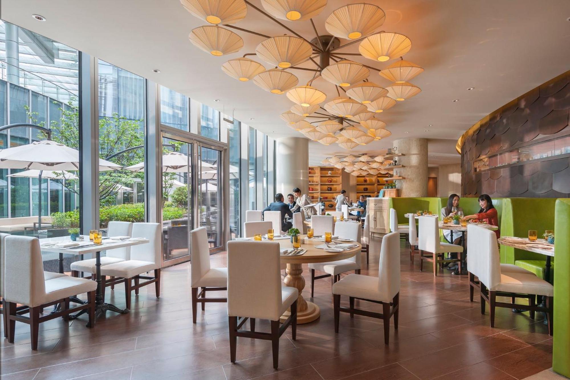 Mandarin Oriental Pudong, Шанхай Екстер'єр фото